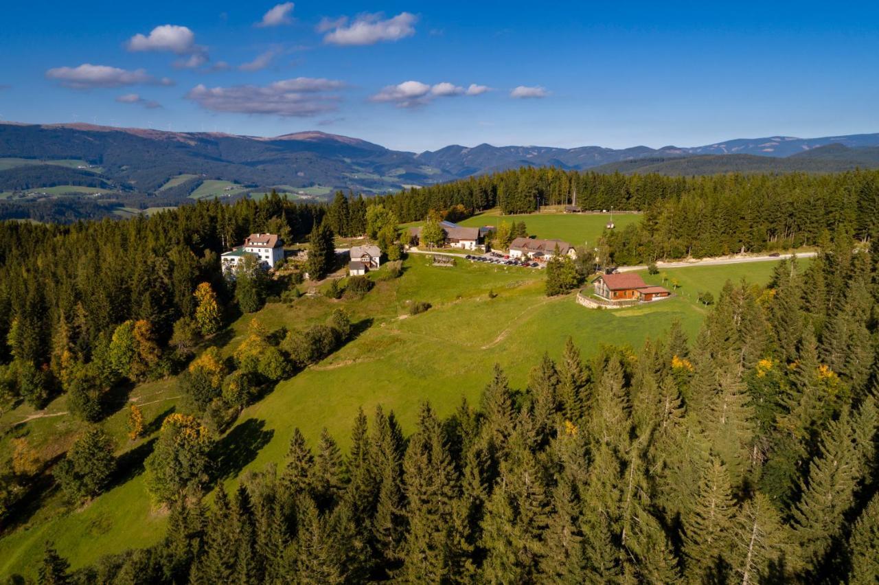 Gasthof Pension Orthofer Sankt Jakob im Walde Luaran gambar